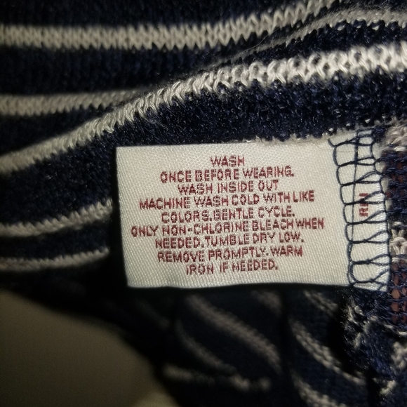 MUDD Top - Picture 5 of 5